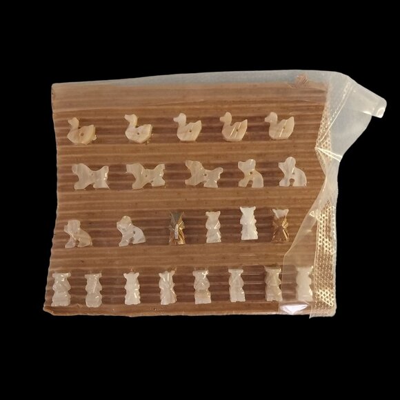 Mexican Onyx Marble Animal Beads Dog Duck Aztec God Vintage NOS 25pcs - Picture 2 of 4